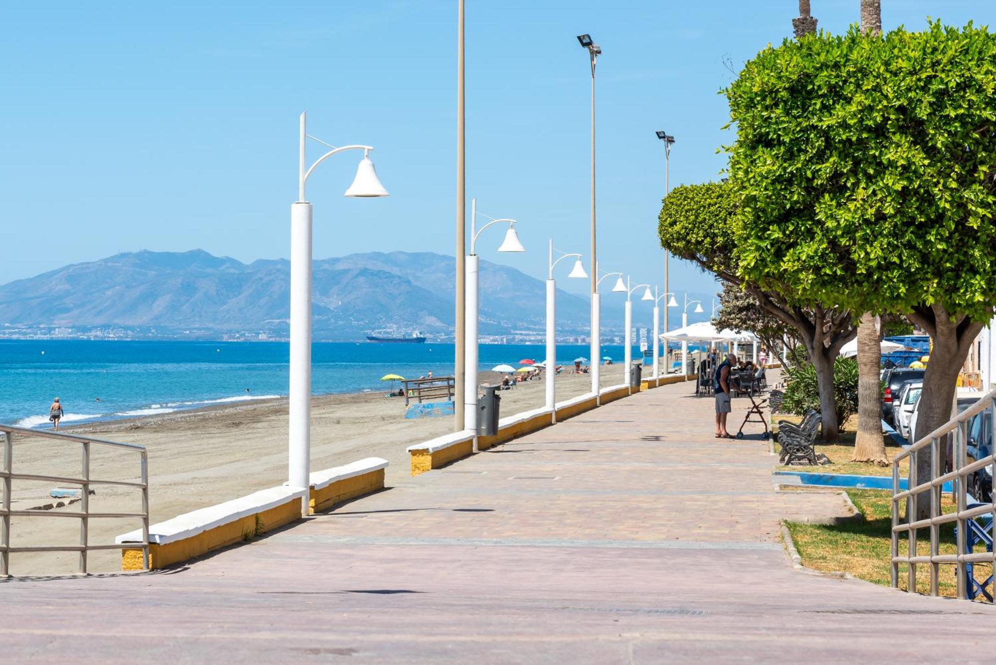 Wintowinrentals Dream Home On The Beachfront La Cala Del Moral Exterior foto